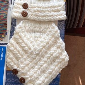 Crochet hat & scarf set